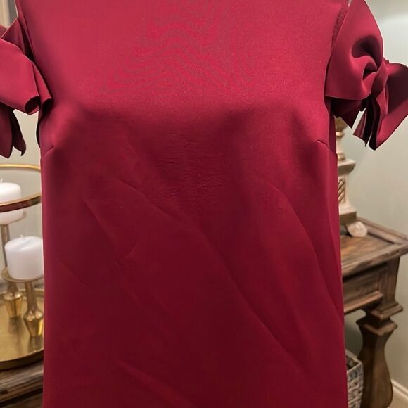 Ted Baker London Cold Shoulder Bow Sleeves Ted Size 4/US 10 - Picture 2 of 8